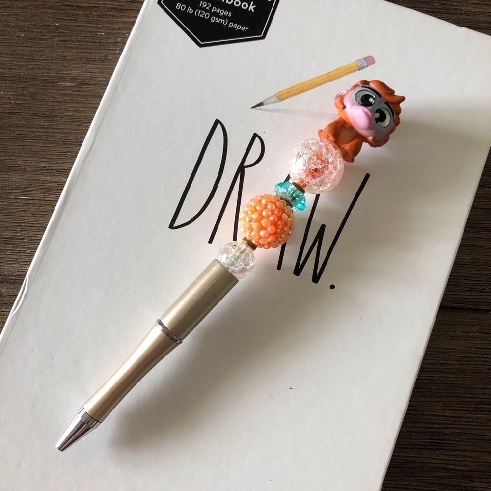 Disney Doorables: The Jungle Book: King Louie handmade beaded pen